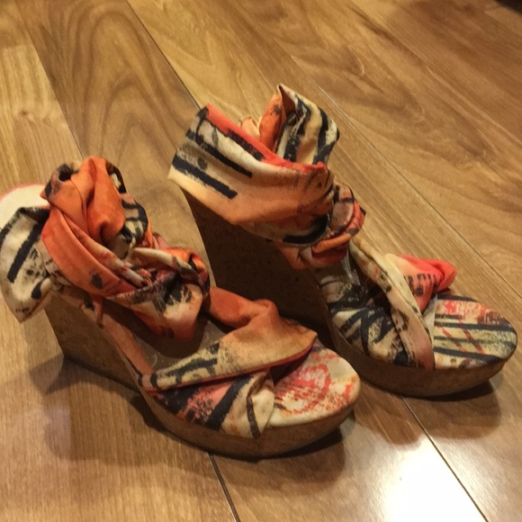 Wedge sandals - Picture 1 of 7